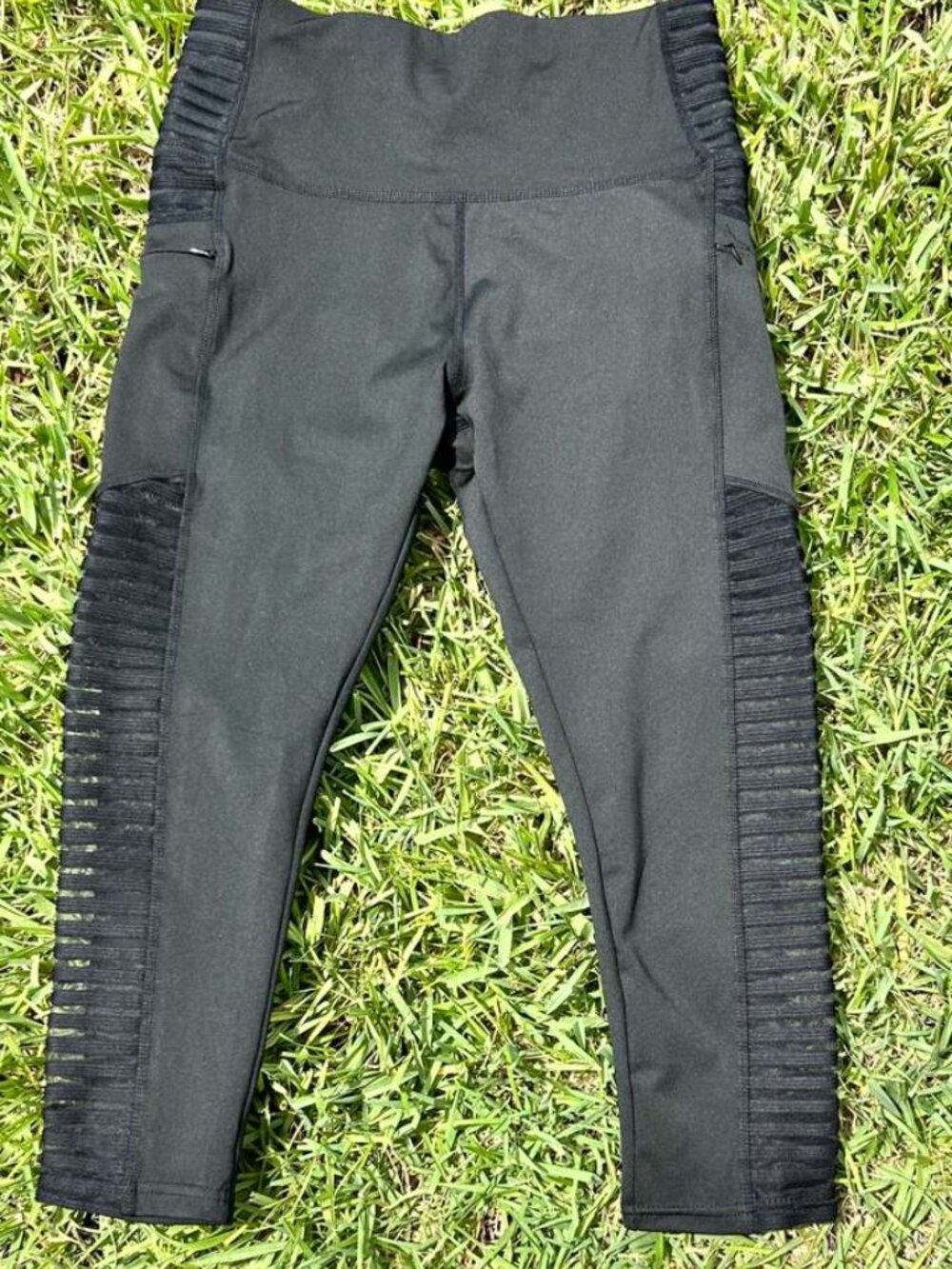 ATHLETEX High Waist Cutout Leggings Women’s Size L Black Yoga Gym Athleisure